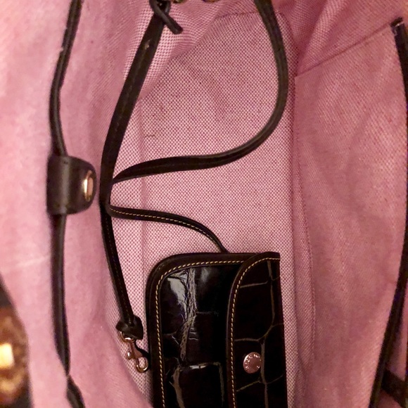 ❌SOLD❌  Dooney & Bourke Satchel ⭐️ - Picture 6 of 8